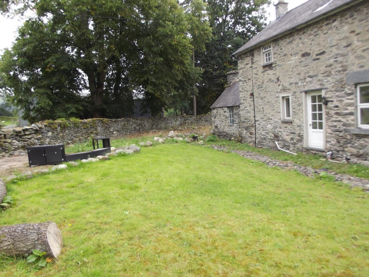 Bryn Cottage Llandderfel Esterno foto