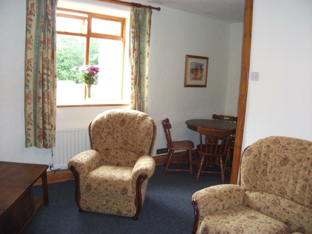 Bryn Cottage Llandderfel Esterno foto