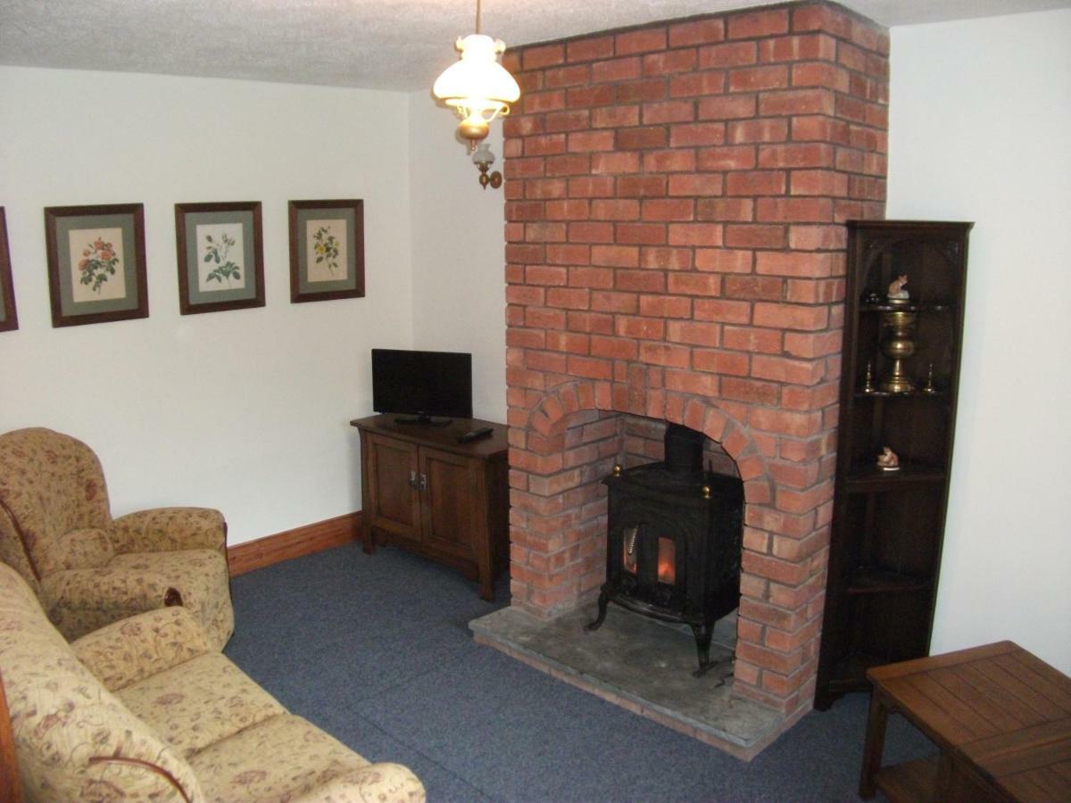 Bryn Cottage Llandderfel Esterno foto